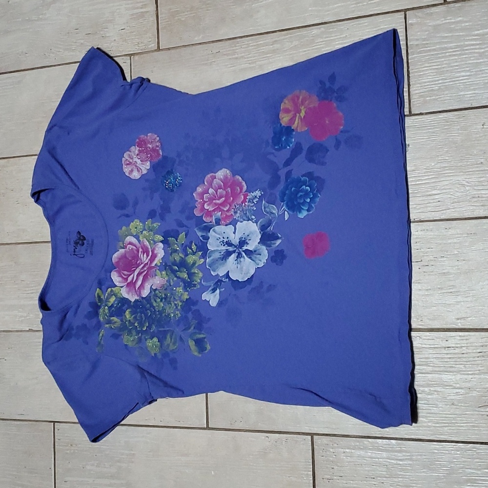 Just My Size XL Purple T-Shirt with Sparkly Red Roses and Floral Bouquet Design